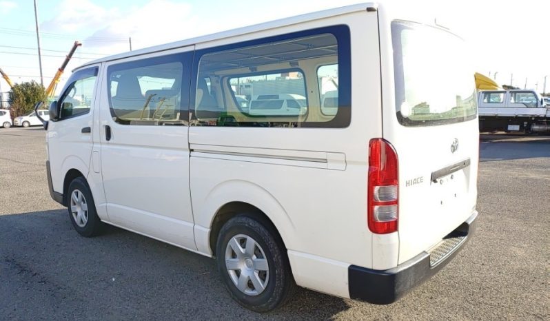 TOYOTA HIACE full