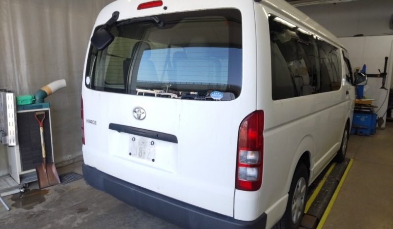 TOYOTA HIACE full