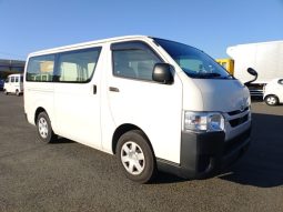 TOYOTA HIACE full