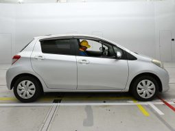 TOYOTA VITZ full