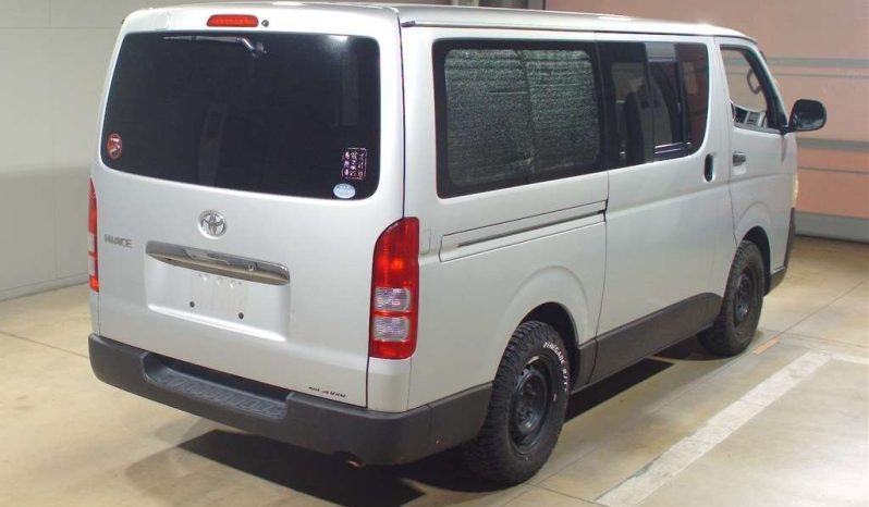 TOYOTA HIACE full