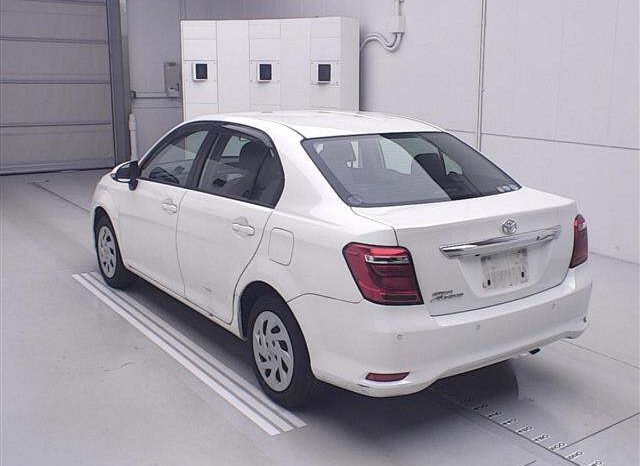 TOYOTA COROLLA AXIO full