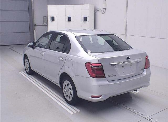 TOYOTA COROLLA AXIO full