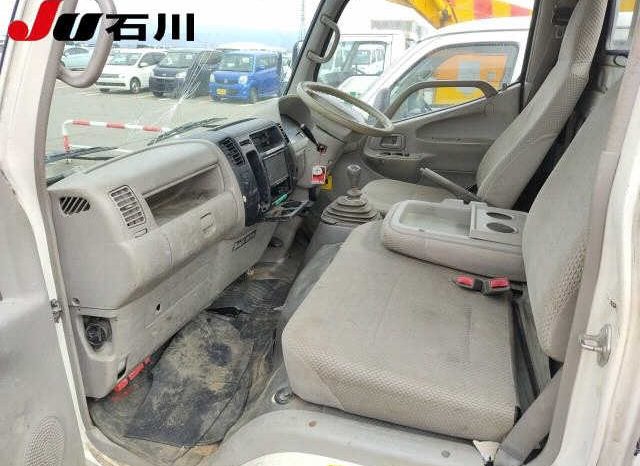 TOYOTA DYNA full