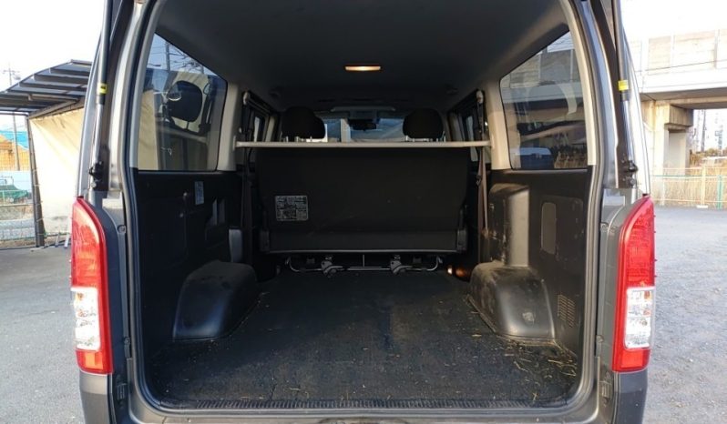 TOYOTA HIACE full