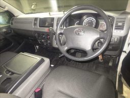 TOYOTA HIACE full