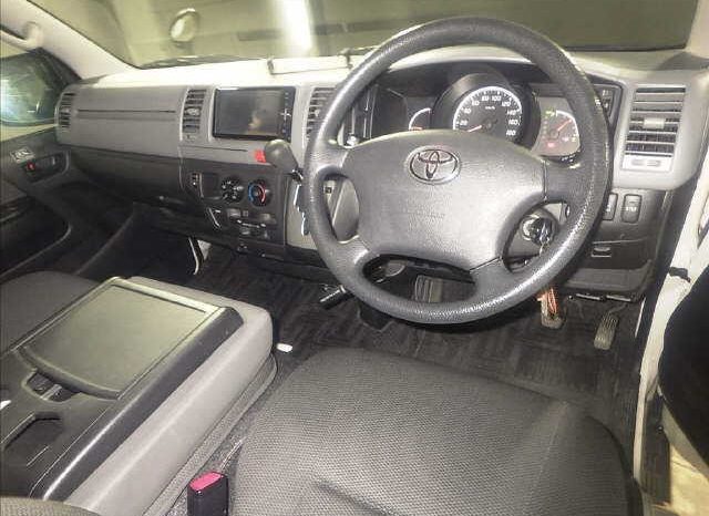 TOYOTA HIACE full