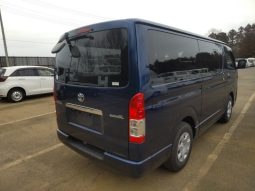 TOYOTA HIACE full