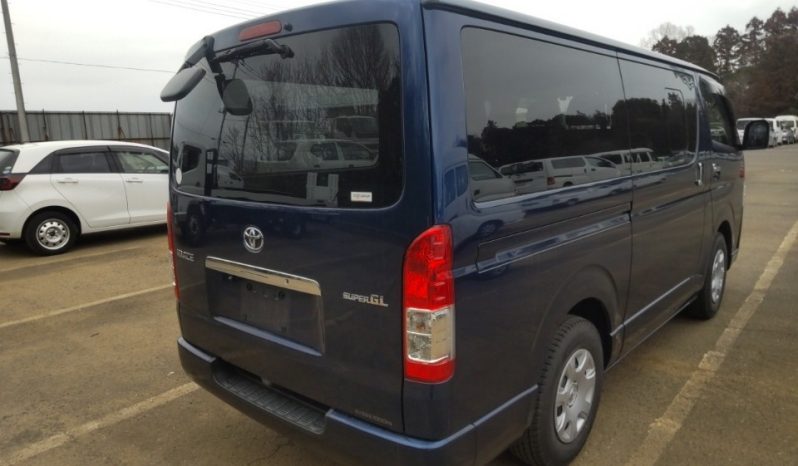 TOYOTA HIACE full