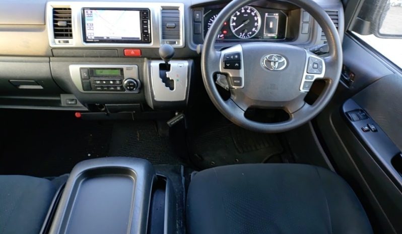 TOYOTA HIACE full