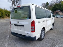 TOYOTA HIACE full