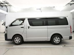 TOYOTA HIACE full