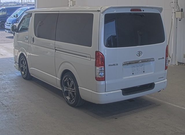TOYOTA HIACE full