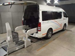 TOYOTA HIACE full