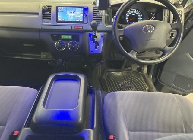 TOYOTA HIACE full