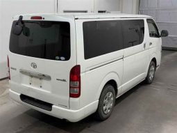 TOYOTA HIACE full