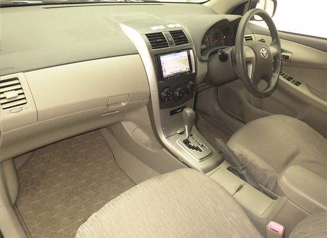 TOYOTA COROLLA AXIO full