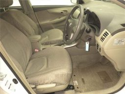 TOYOTA COROLLA AXIO full