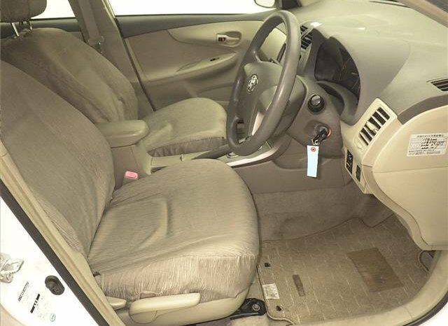 TOYOTA COROLLA AXIO full