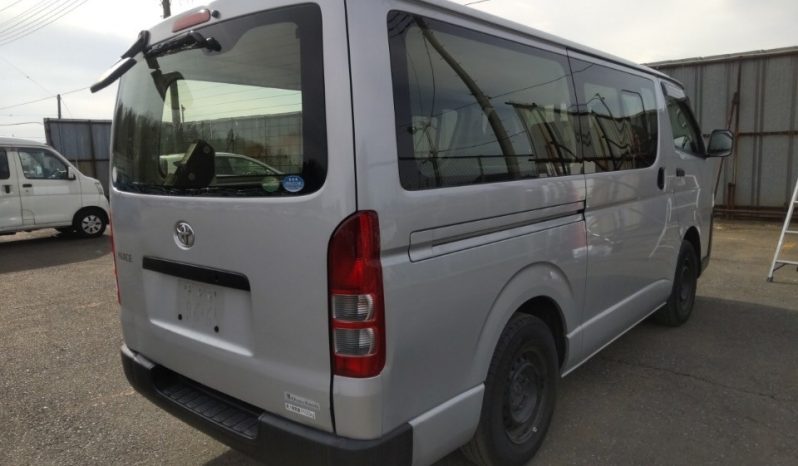 TOYOTA HIACE full
