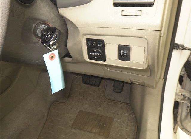 TOYOTA COROLLA AXIO full