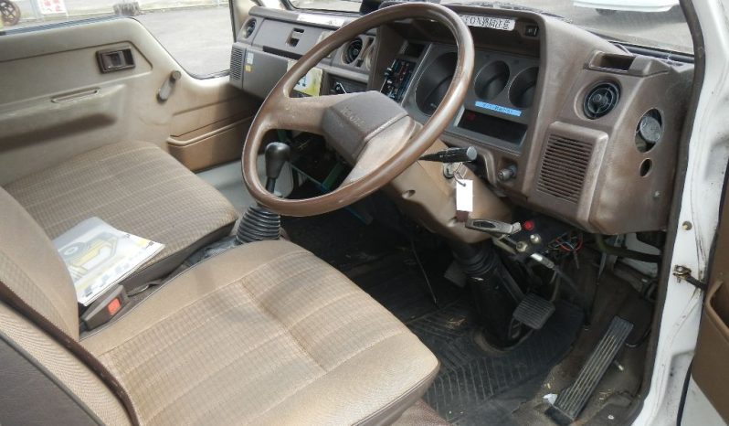 TOYOTA DYNA TRUCK full