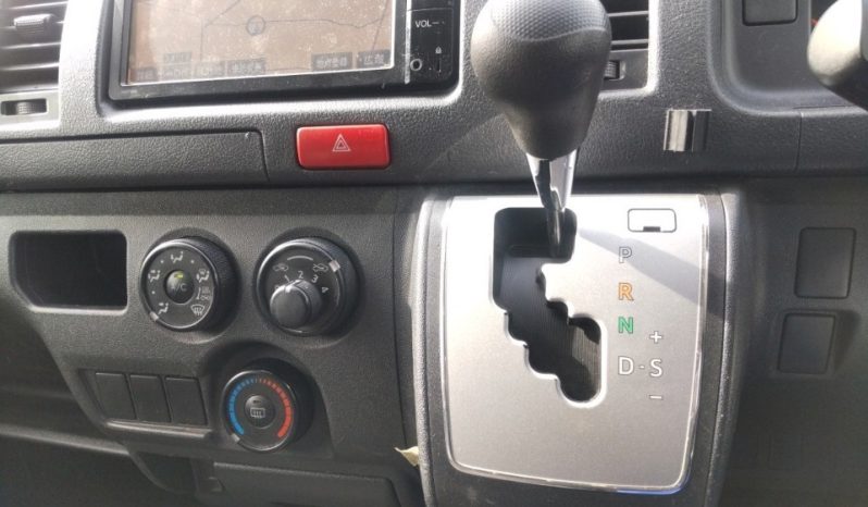 TOYOTA HIACE full