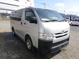TOYOTA HIACE full