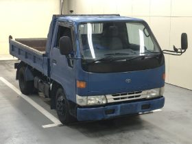 TOYOTA DYNA