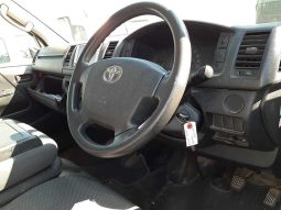 TOYOTA HIACE full