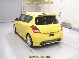 SUZUKI SWIFT full