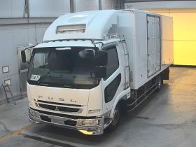 MITSUBISHI FUSO FIGHTER TRUCK