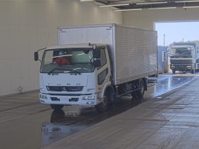 MITSUBISHI FUSO FIGHTER