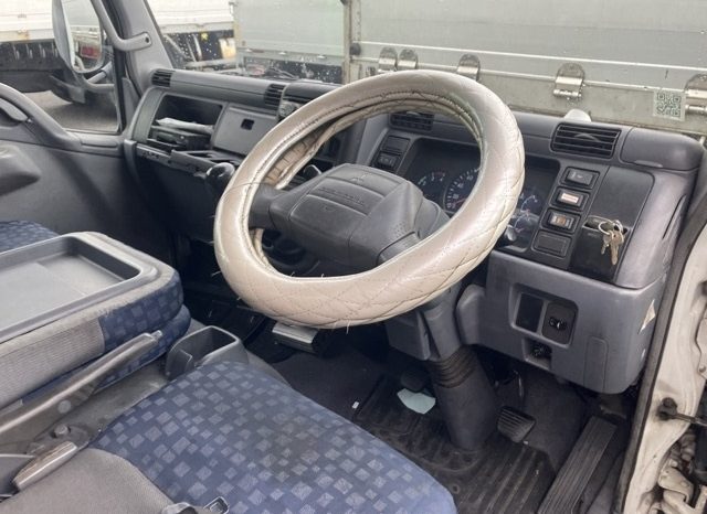 MITSUBISHI CANTER full