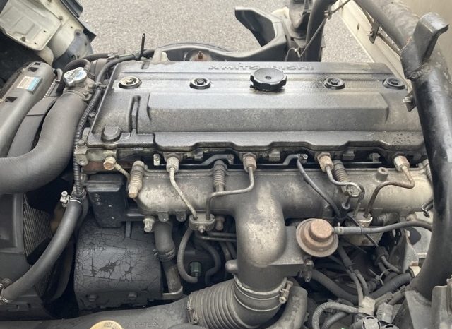 MITSUBISHI CANTER full