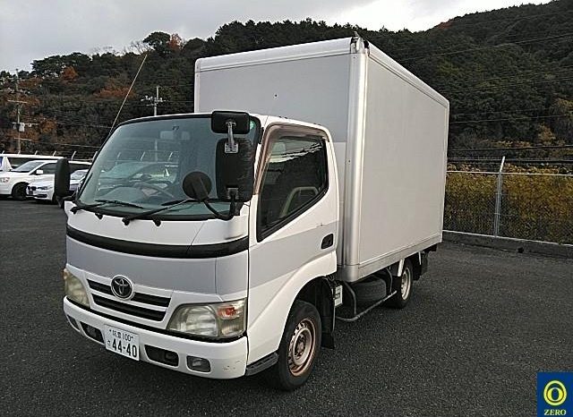 TOYOTA DYNA TRUCK full