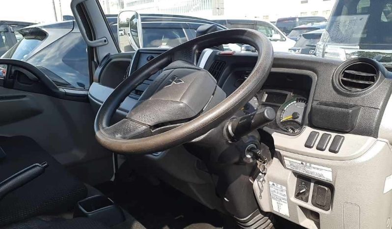 MITSUBISHI CANTER full