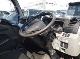 MITSUBISHI CANTER full