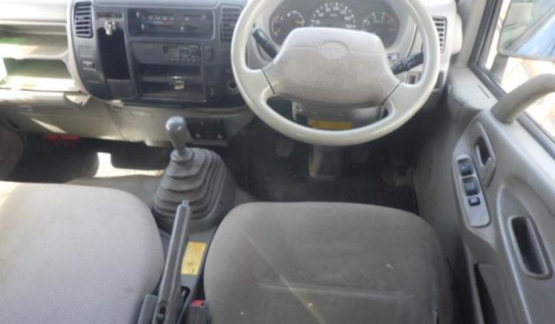 TOYOTA DYNA full