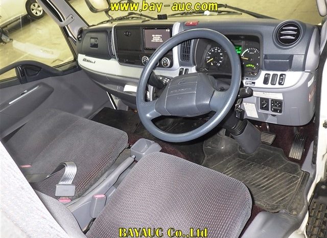 MITSUBISHI CANTER full