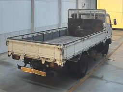 MITSUBISHI FUSO FIGHTER TRUCK full