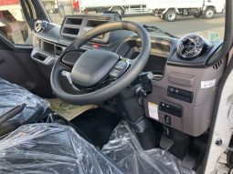 MITSUBISHI CANTER full