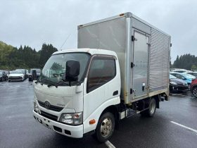 TOYOTA DYNA TRUCK