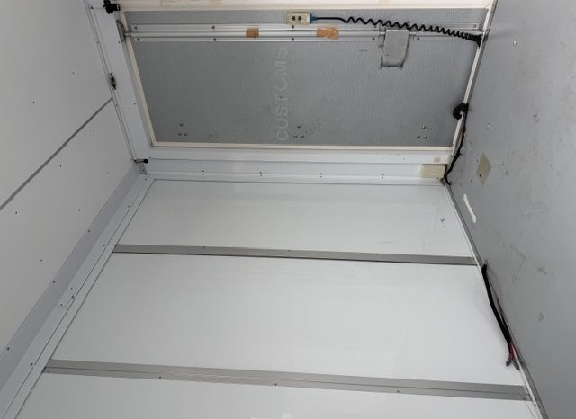 MITSUBISHI CANTER full