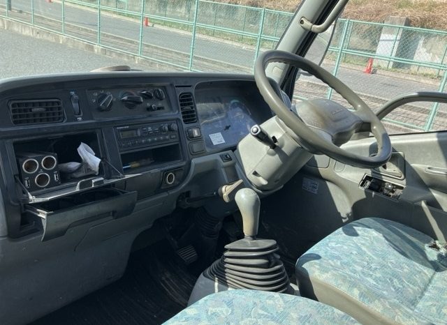 MITSUBISHI CANTER full