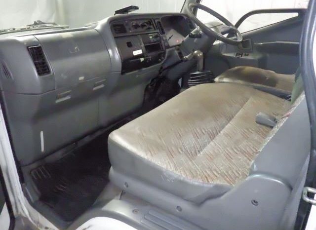 MITSUBISHI CANTER full