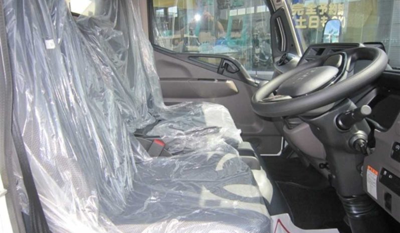 MITSUBISHI CANTER full