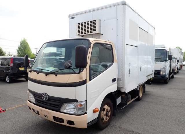 TOYOTA DYNA full