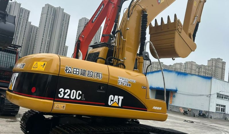 CAT 320C full
