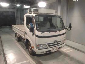 TOYOTA DYNA TRUCK
